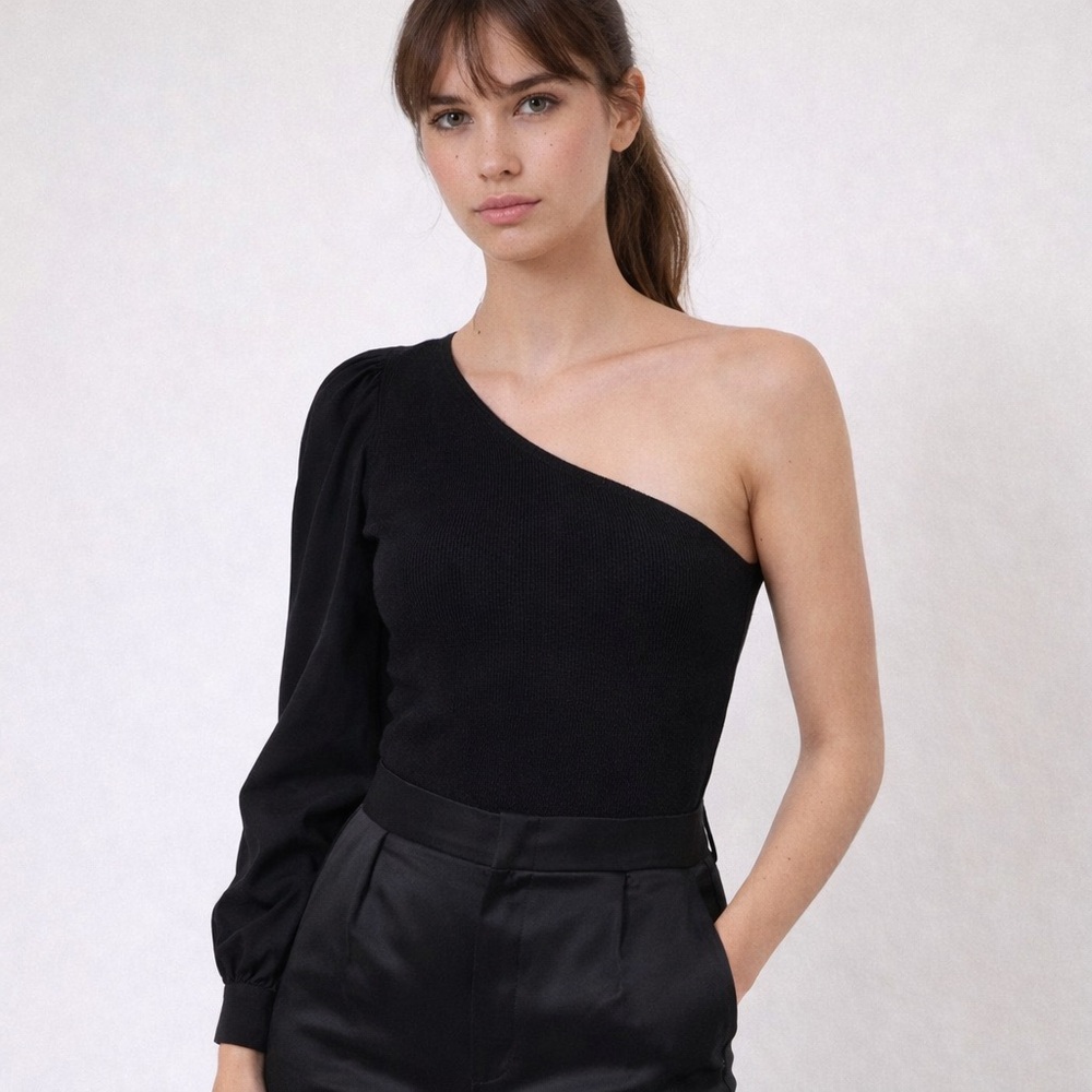 BA&SH NEW BLACK TOP one shoulder Sweater  new with tags size M